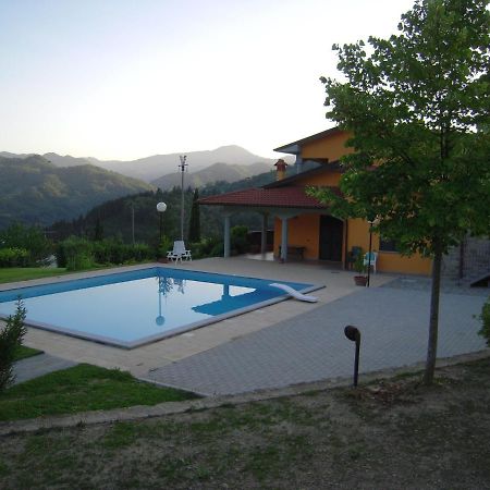 B&B Il Pozzo Di Celle Vernio Exterior foto